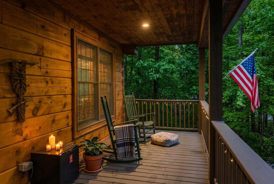 Camp Sasquatch - Powder Horn Mountain House in Watauga