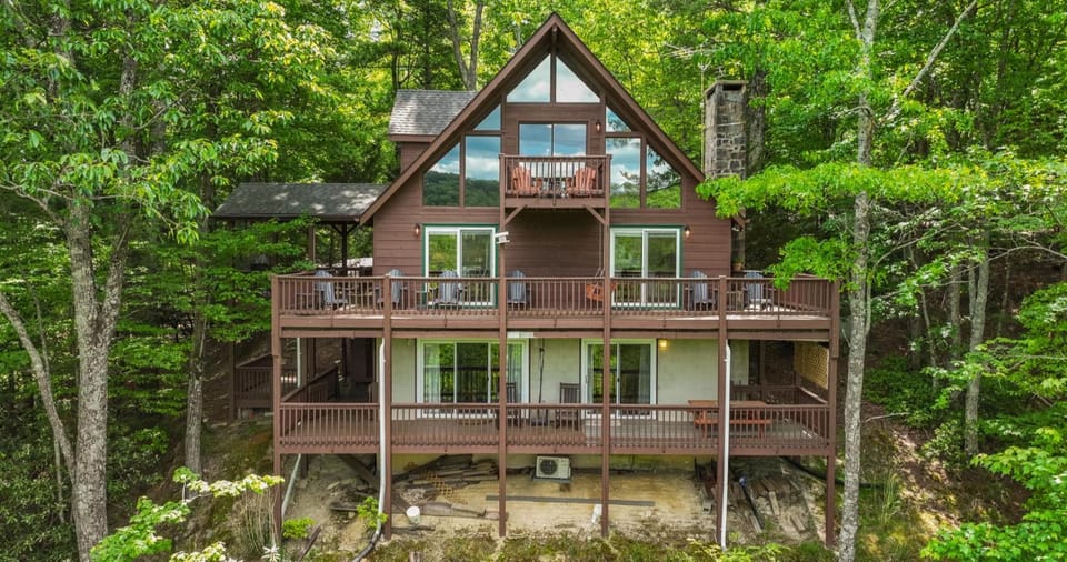 MsBeeHavin' - Powder Horn Mountain House in Watauga