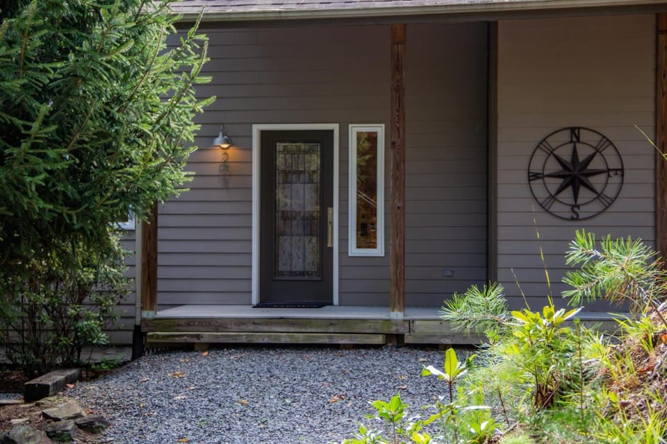 Moonlight Ridge - Powder Horn Mountain House in Watauga