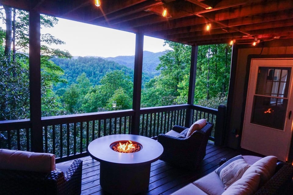 Star View Cabin - Powder Horn Mountain Cabin in Watauga