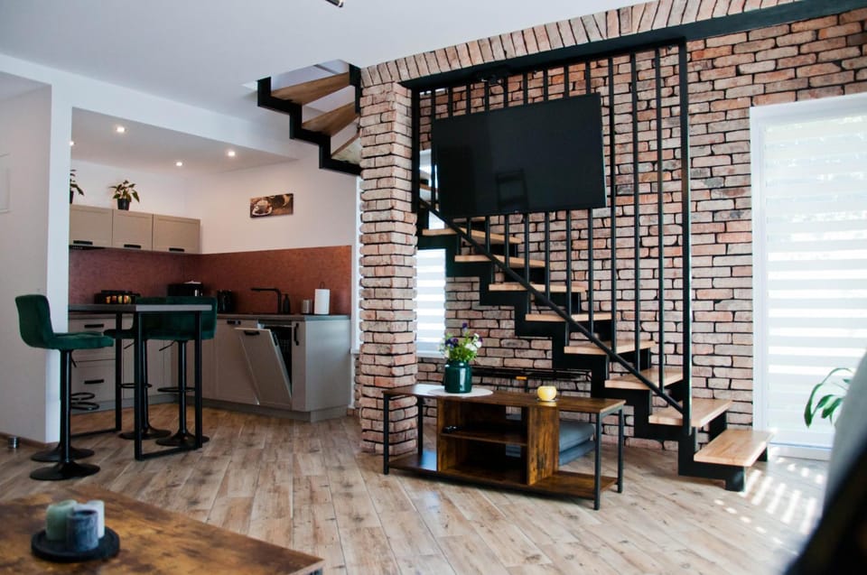 TV and multimedia, Kitchen or kitchenette