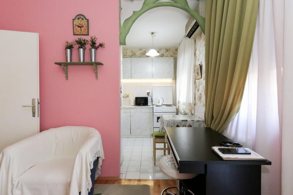 Apartment Lilian Apartment in Belgrade