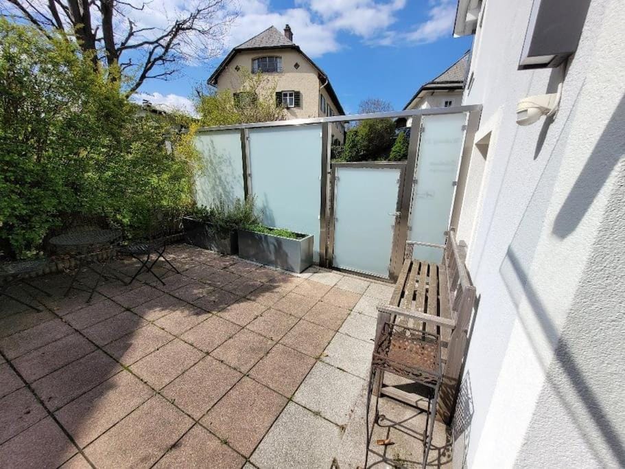 Garden, Garden, Balcony/Terrace