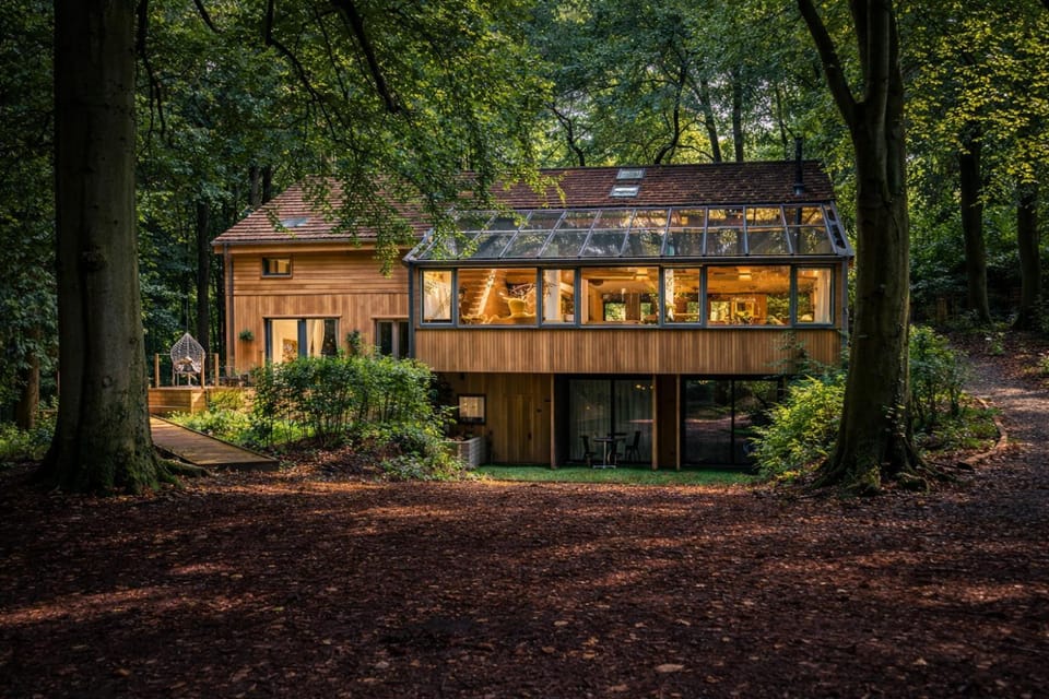 Architectural Woodland Spa Estate - 2 Hot Tubs House in Wales