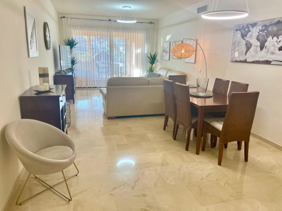 Apartment next to the El Campanario, Atalaya Golf Apartment in Costa del Sol