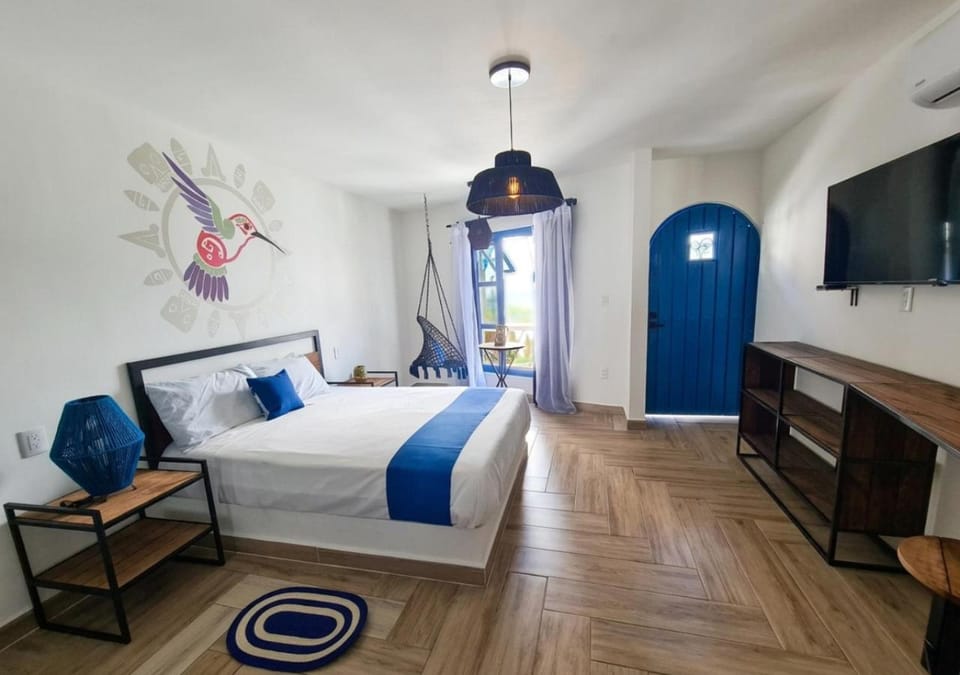 Bed, Photo of the whole room