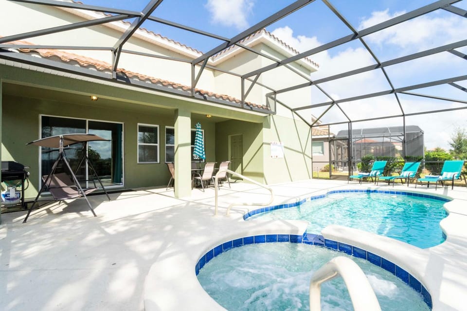 Marvelous 7 Bd w/ Pool Close to Disney @ Solterra 6086 House in Osceola County