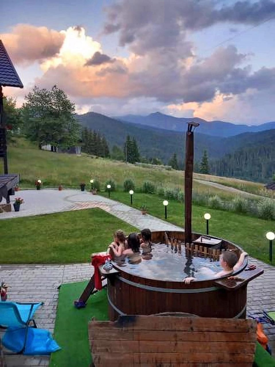 Domeniul Barabuc Colibita House in Romania