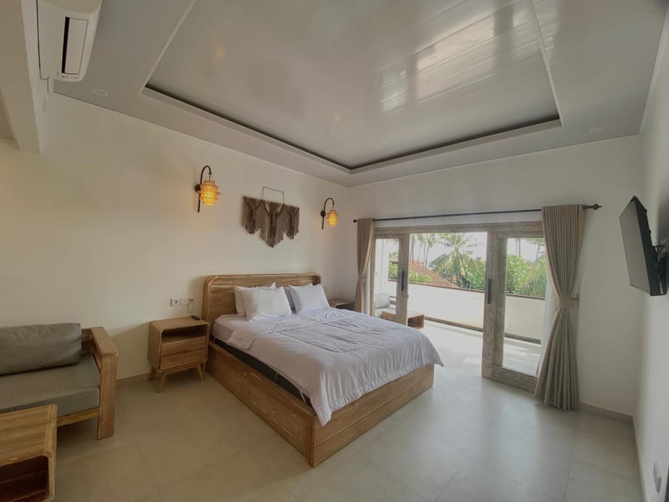 Green Coco House Bed and Breakfast in Abang