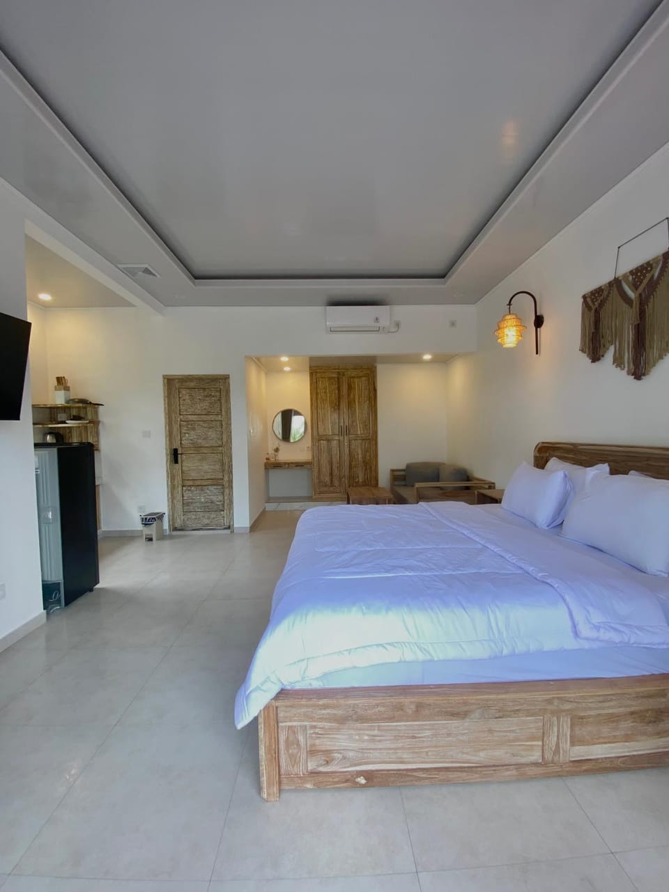 Green Coco House Bed and Breakfast in Abang