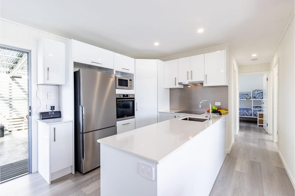 Kitchen or kitchenette, minibar, pet friendly, stove, toaster