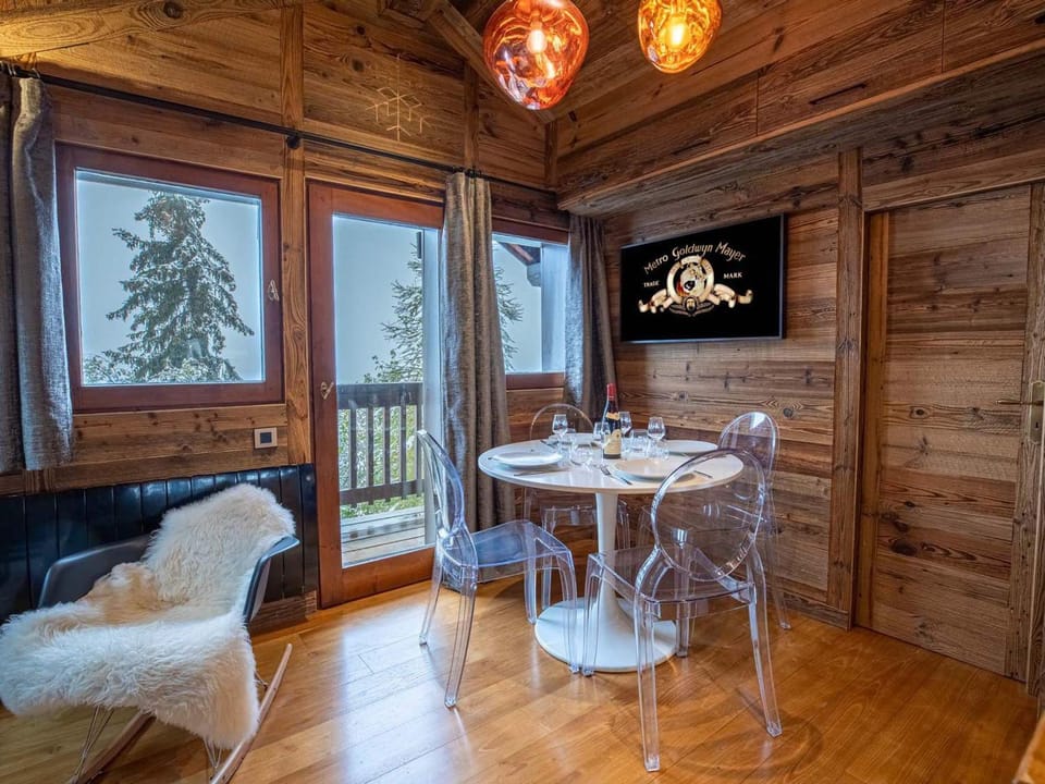 Chalet ski aux pieds à Méribel avec Wi-Fi - FR-1-688-29 Apartment in Les Allues