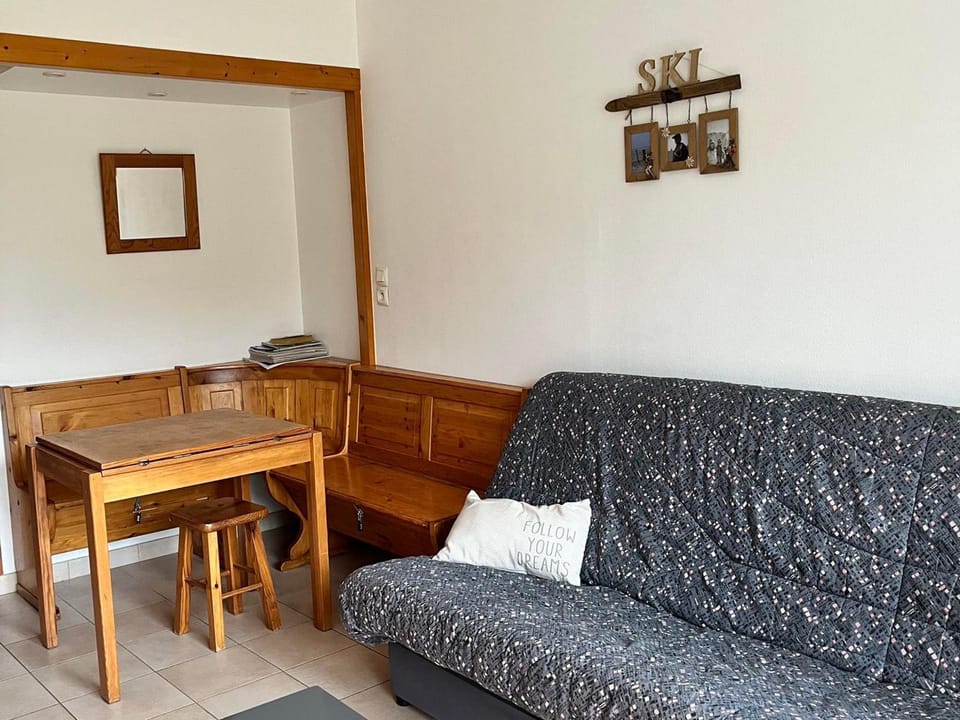 Studio confort 19m² au pied des pistes - 4 couchages - FR-1-515-149 Apartment in Provence-Alpes-Côte d'Azur
