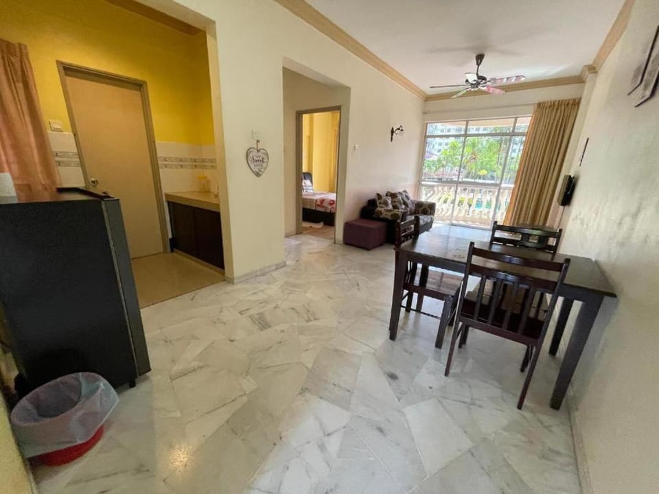 Private ,Glory Beach Resort port dickson 2bedroom Apartment hotel in Port Dickson