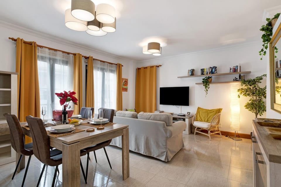 Property building, Living room