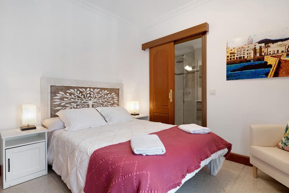 Living room, Bedroom