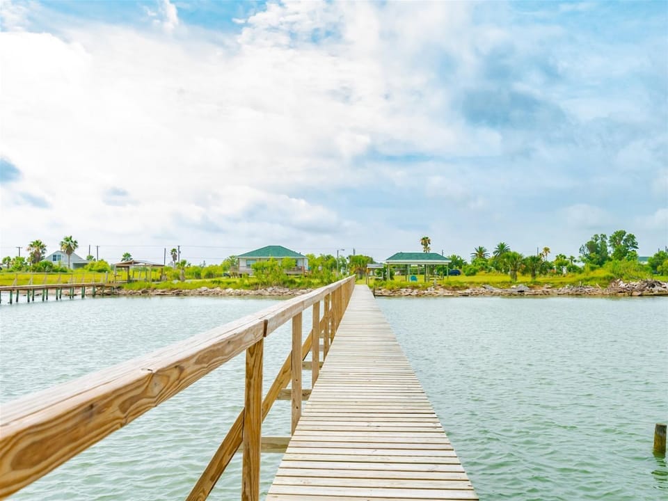 Natural landscape, Fishing, View (from property/room), Canoeing, River view, Sea view