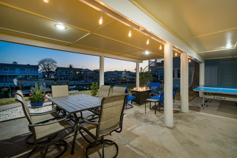 Patio, Table tennis, Seating area, Swimming pool, Sunset