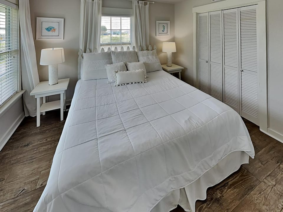 Bed, Bedroom, furniture, wardrobe