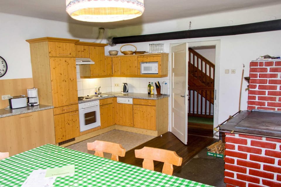 Kitchen or kitchenette, dishwasher, minibar, pet friendly, stove, toaster