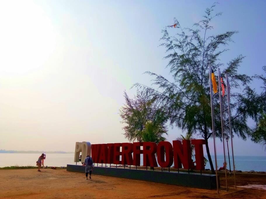 Nearby landmark
