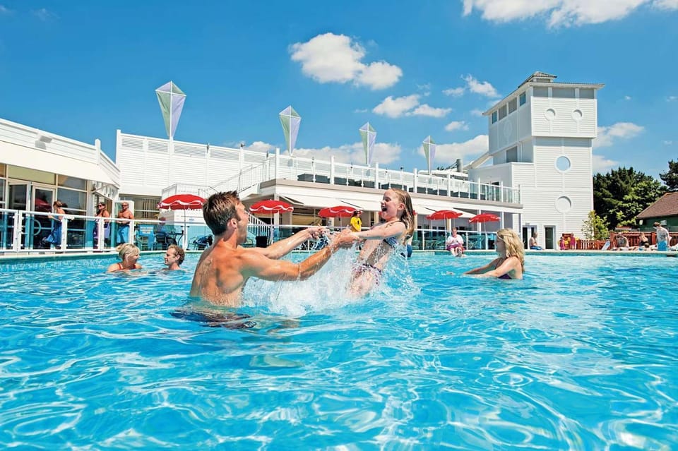 Poole Rockley Park Dorset- Pet Friendly Chalet in Poole
