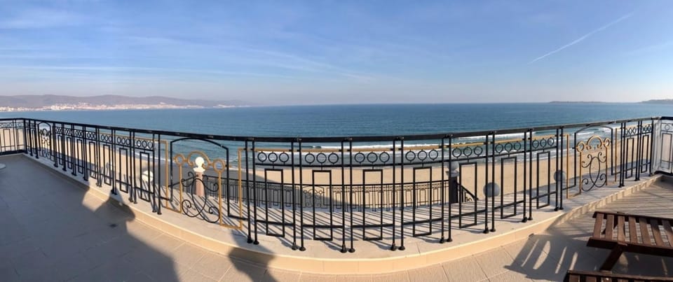 Penthouse Happy Moments Apartment in Sunny Beach