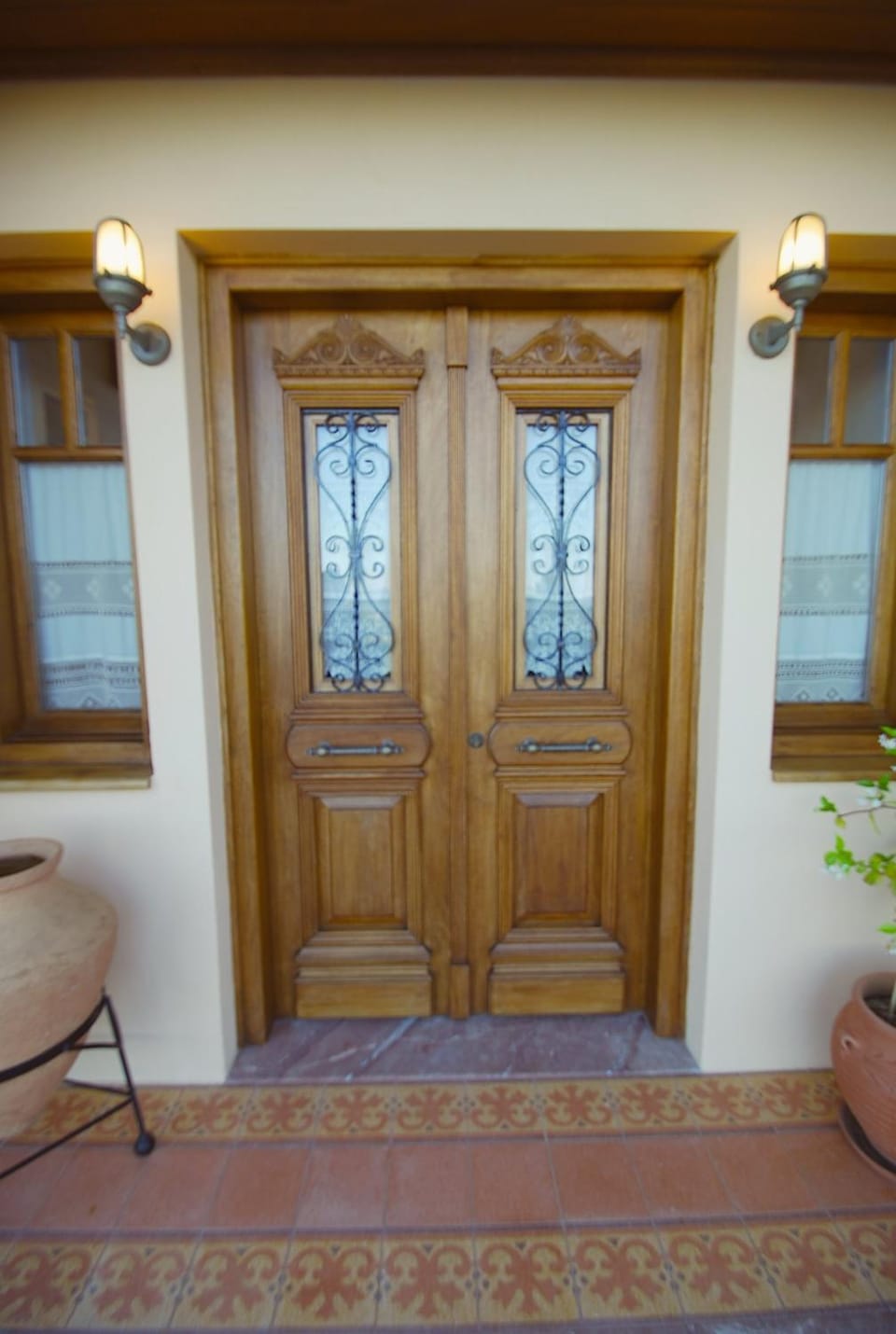 Facade/entrance