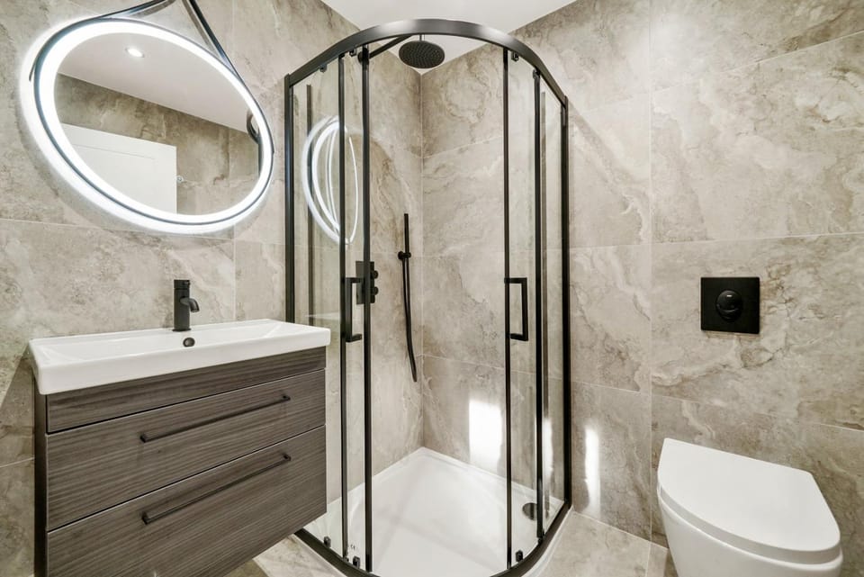 Shower, Bathroom
