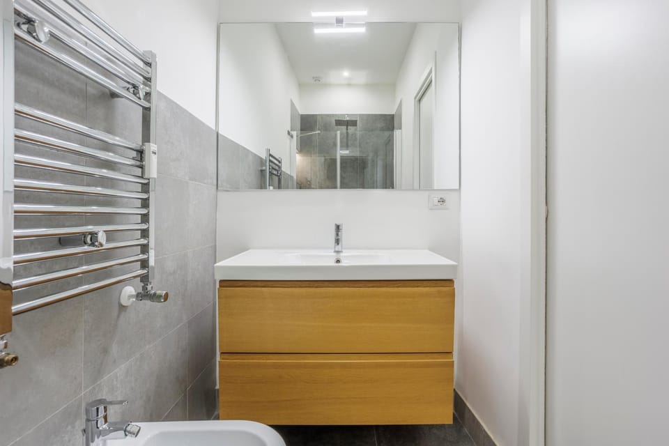Shower, Toilet, Bathroom, heating