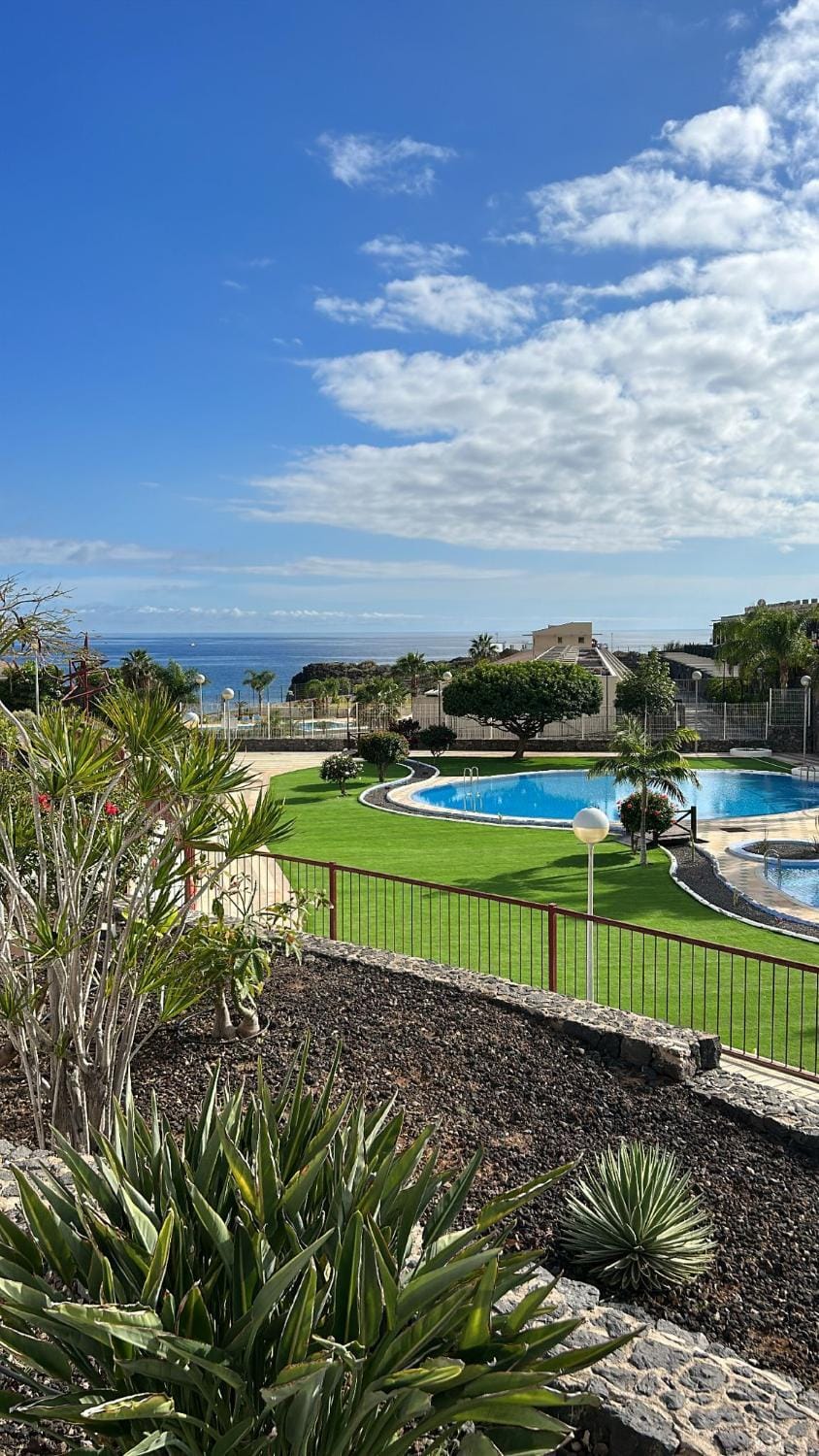 La Maison Amarilla Golf Apartment in Abona