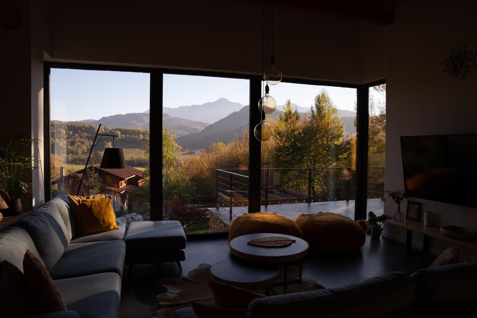 Natural landscape, TV and multimedia, Mountain view