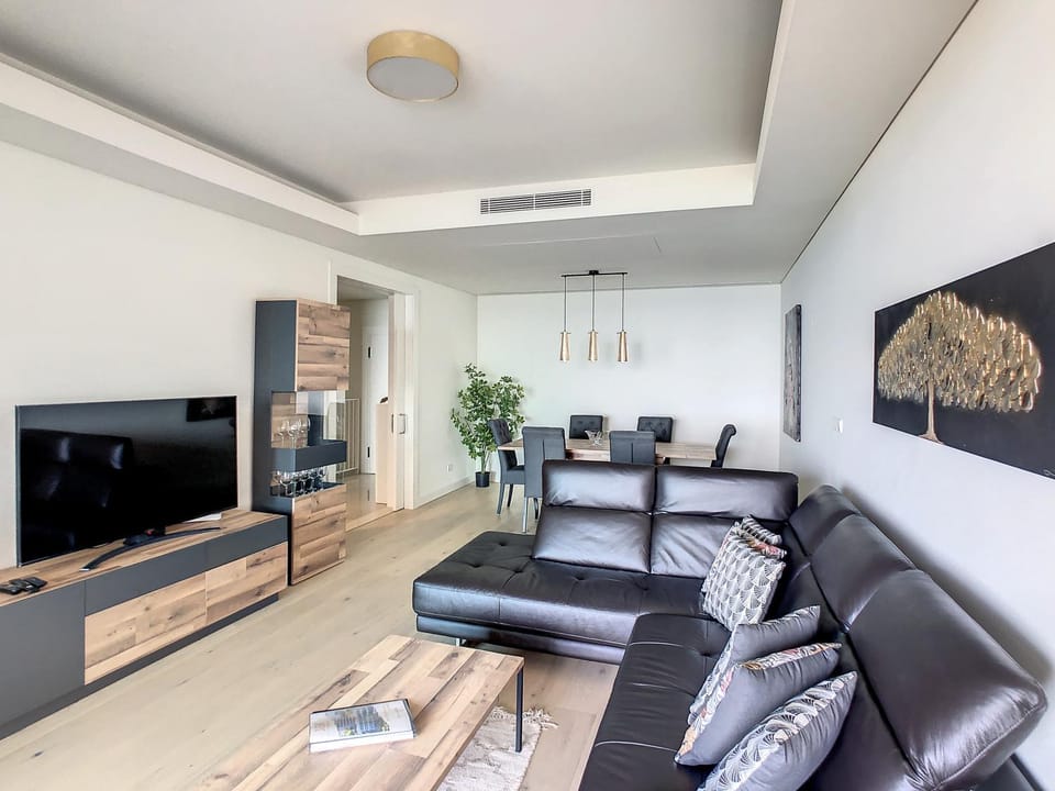Over the Cliff Apartment by LovelyStay Apartment in Funchal