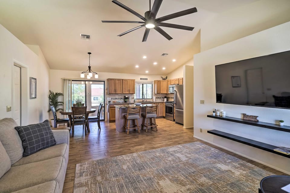 Game Room + Mtn Views: Lake Havasu Escape! House in Lake Havasu City