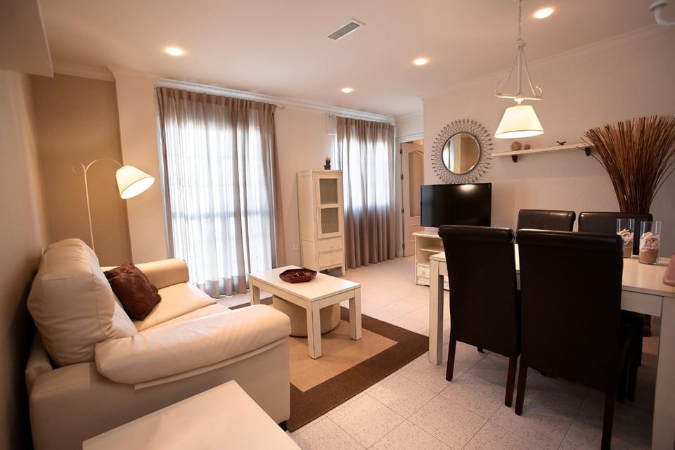 TV and multimedia, Living room, Dining area