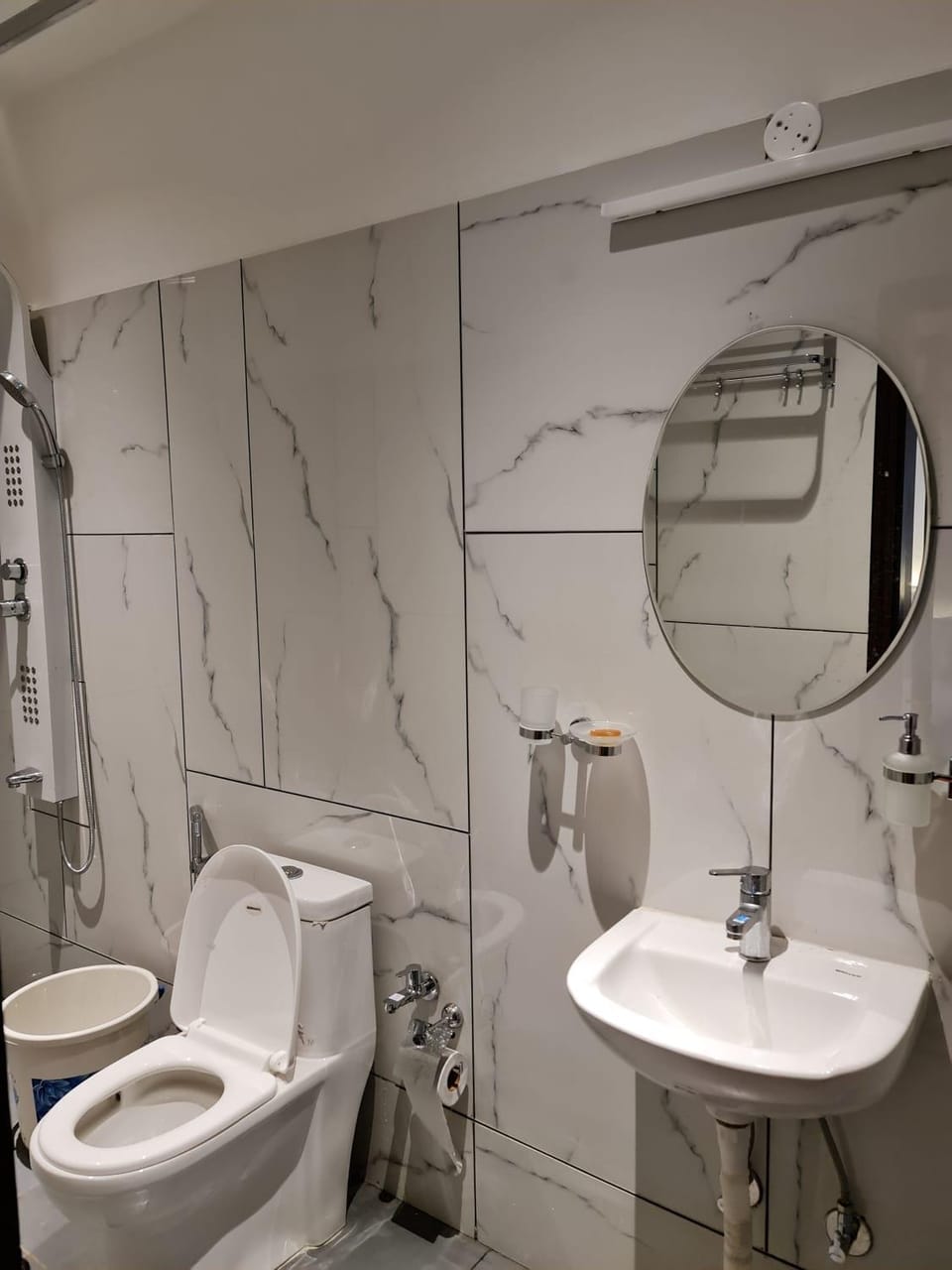 Toilet, Bathroom