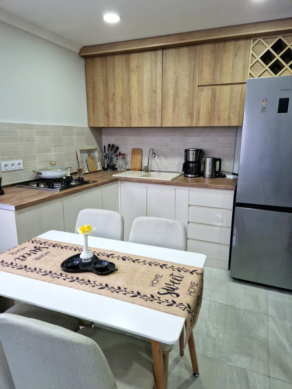 Kitchen or kitchenette