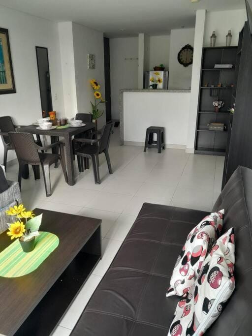 Apartamento en El Rodadero con piscina y jacuzzi Apartment in Gaira