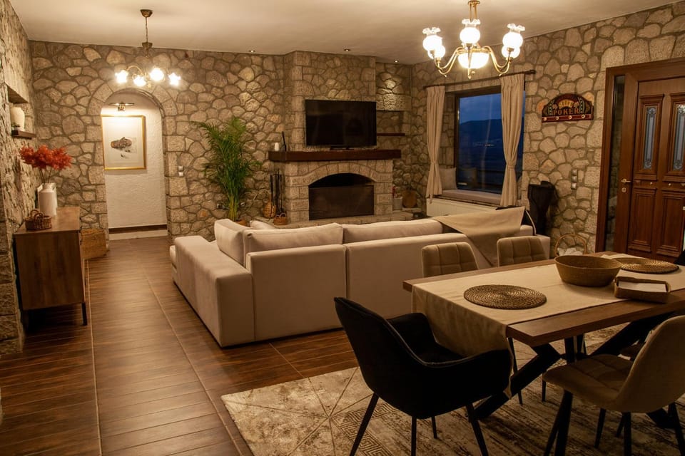 Living room, Photo of the whole room