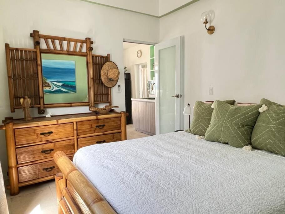 Casita Del Mar Oceanfront Romantic Retreat In Islote Apartment in Puerto Rico