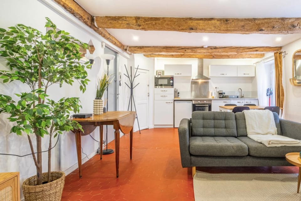 Charming 42m near Marseille Old Port Apartment in Marseille