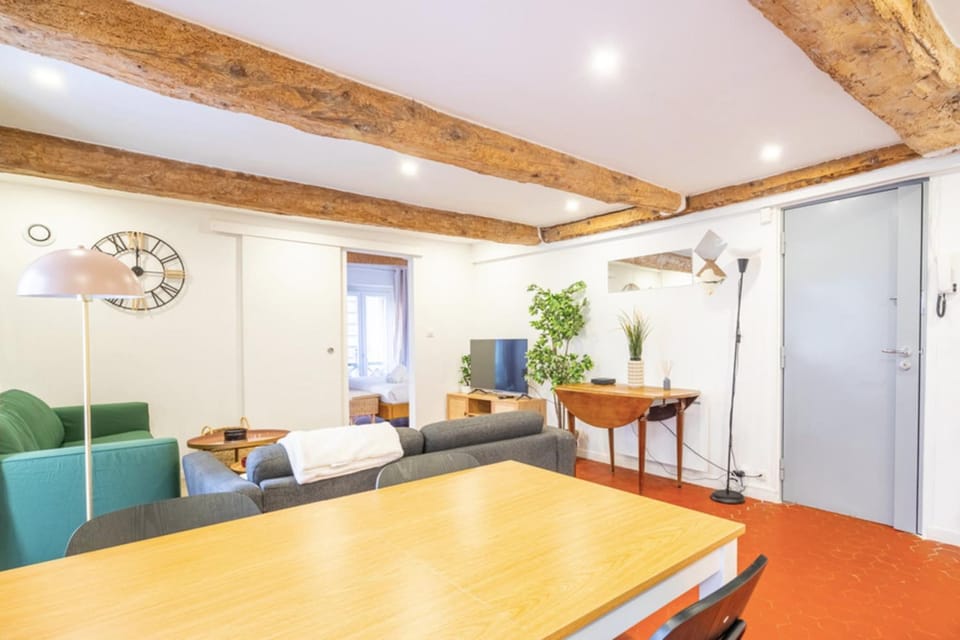 Charming 42m near Marseille Old Port Apartment in Marseille