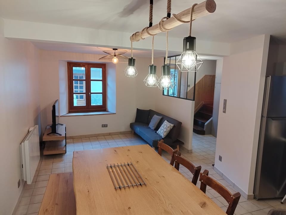 Agréable maison au centre d'Arreau pour 8 pers House in Arreau