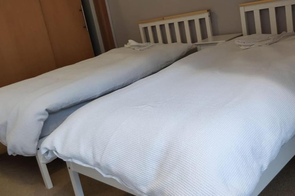 West End & EICC with Parking Apartment in Edinburgh