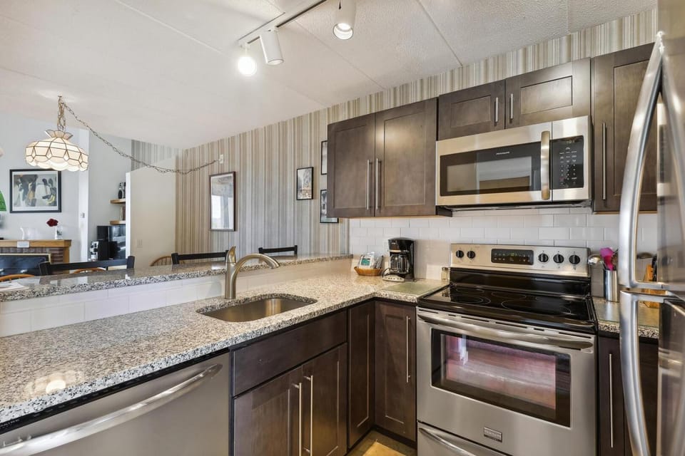Pinnacle C25 House in Mendon