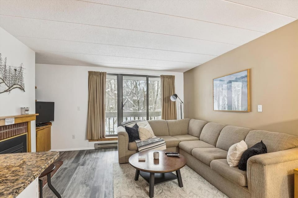 Pinnacle D05 House in Mendon