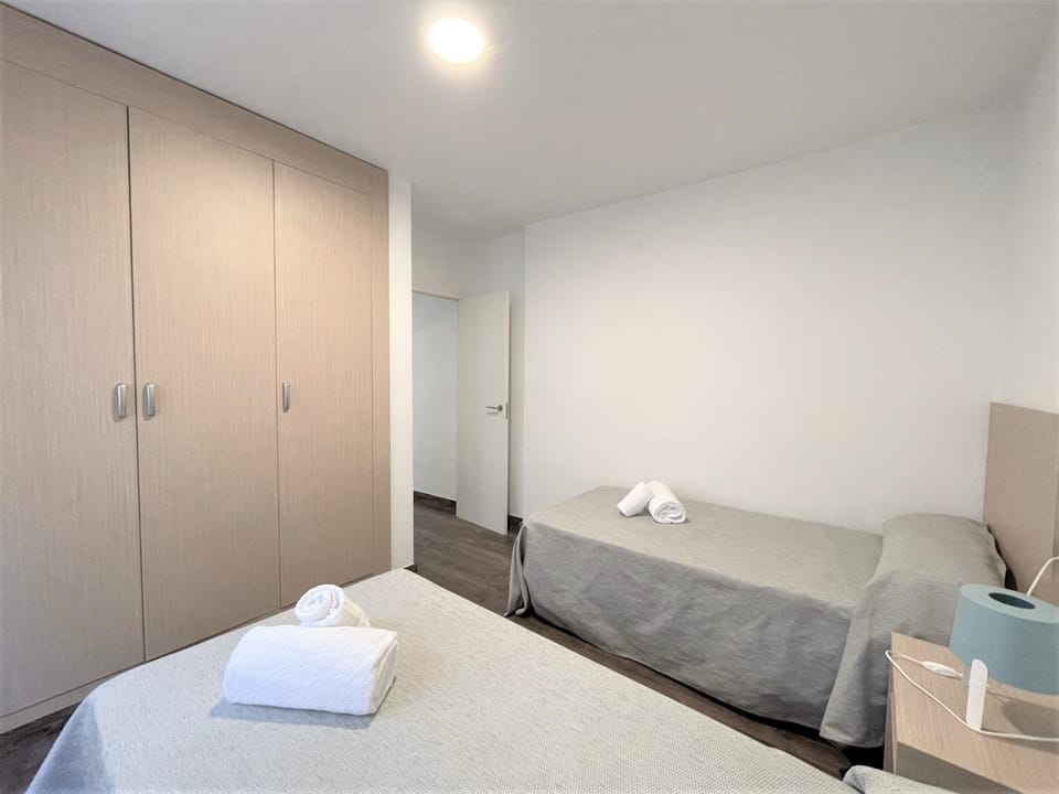 Bed, Photo of the whole room, Bedroom, towels, wardrobe
