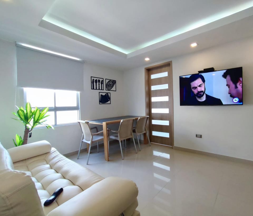 APARTAMENTO MODERNO EL LAGUITO JUNTO AL MAR 705 Apartment in Cartagena