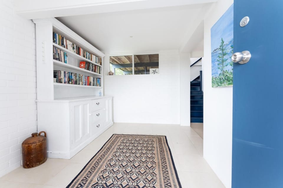 Stoneferry- A Beachfront Beauty - Free Wifi House in Port Elliot