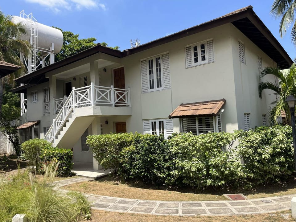 Property building, Garden, Garden view